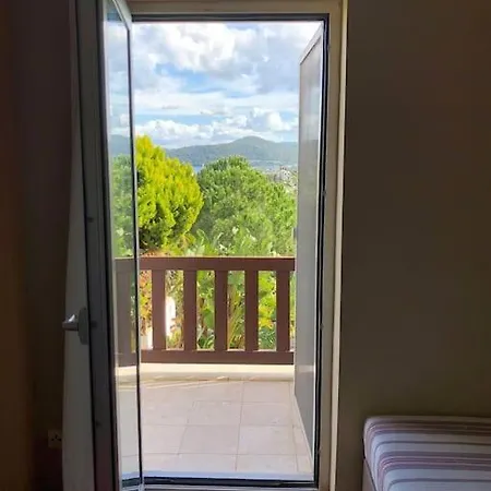 Modern Flat With Stunning View Apartman