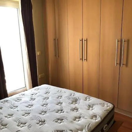 Апартаменты Modern Flat With Stunning View