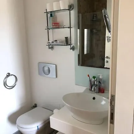 Modern Flat With Stunning View 公寓
